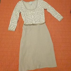 Beige pattern top sweater dress!